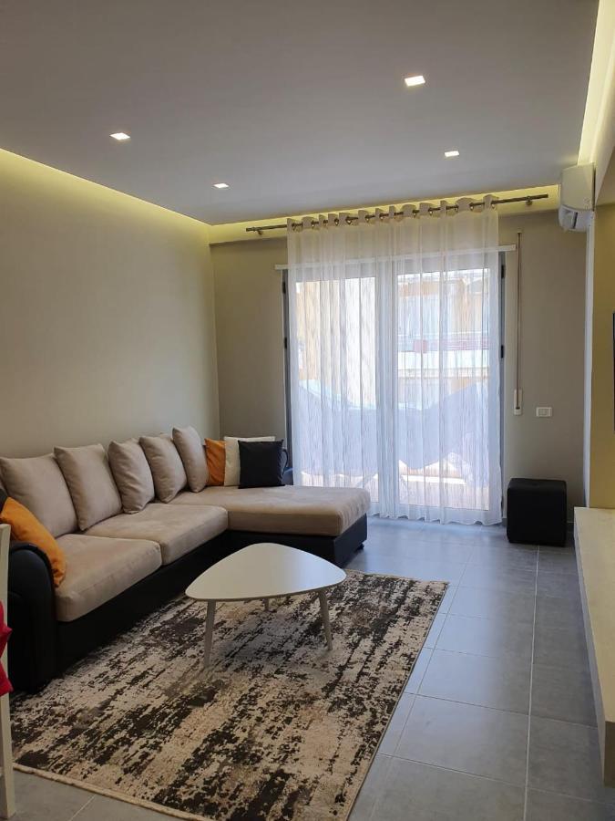 Deluxe Apartment Vlorë エクステリア 写真